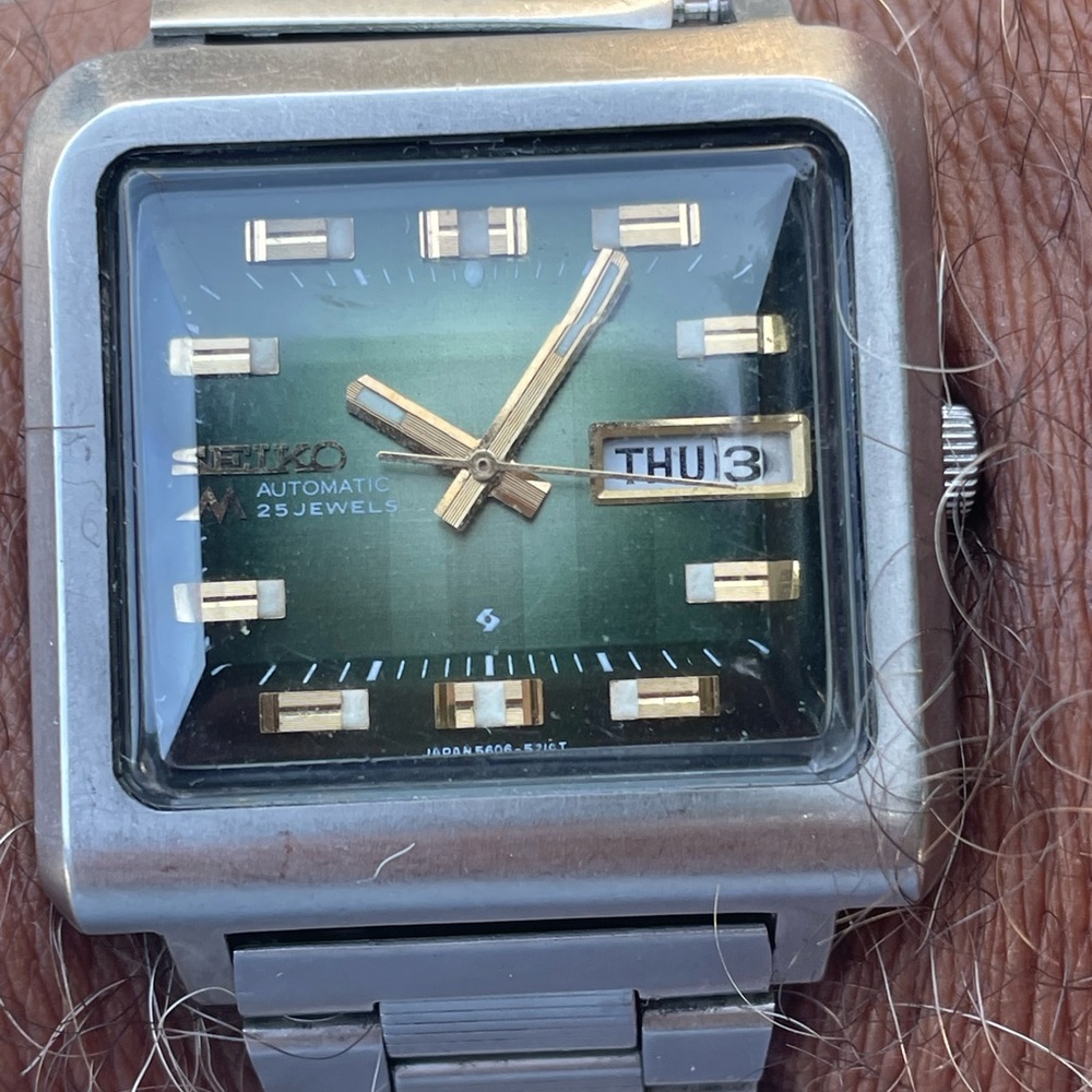 Vintage Seiko LM 25 j automatic Square Green Dial with Silver Bracelet